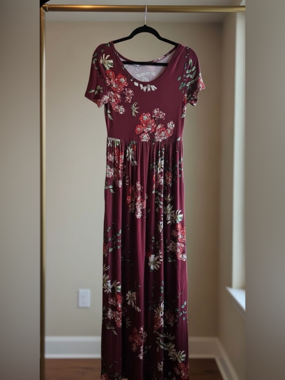 Combo S/M Burgundy Floral Maxi Dresses!